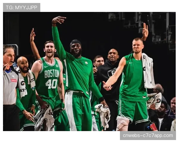 凯尔特人102-94胜开拓者，布朗率队主场报首回合失利之仇