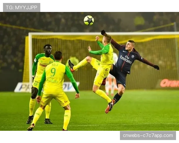 欧塞尔公布对阵巴黎FC大名单，三名主力球员伤愈回归